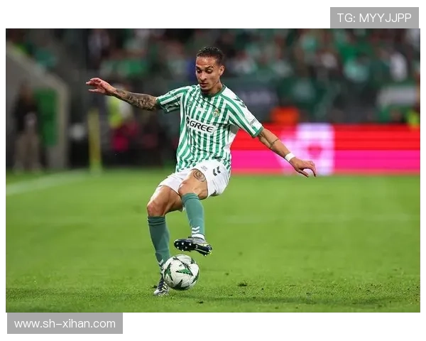 伯恩利安东尼的成长轨迹与球队核心作用及未来发展方向分析 伯恩利安东尼的成长轨迹与球队核心作用及未来发展方向分析