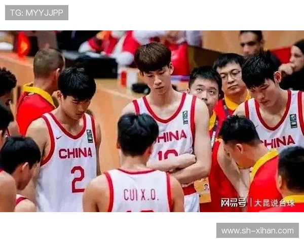 中国男篮逆袭晋级世界杯八强，双星闪耀全场助力突破历史纪录