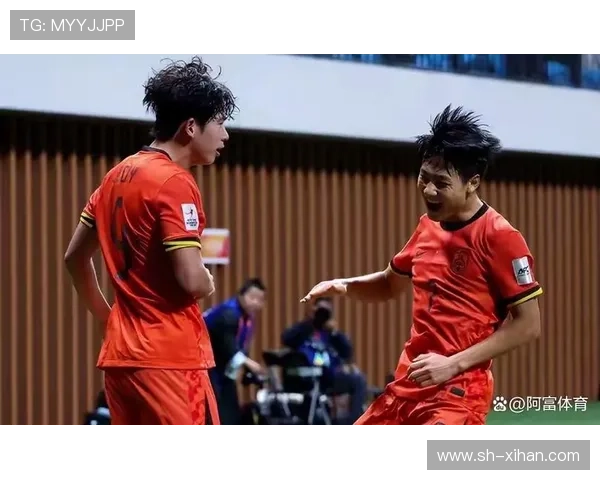 中国队逆转夺冠震惊世界 新星闪耀赛场展现青春与力量