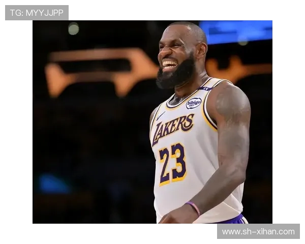 NBA赛季初期精彩纷呈 詹姆斯领衔湖人强势开局 火箭新星表现引发关注 NBA赛季初期精彩纷呈 詹姆斯领衔湖人强势开局 火箭新星表现引发关注