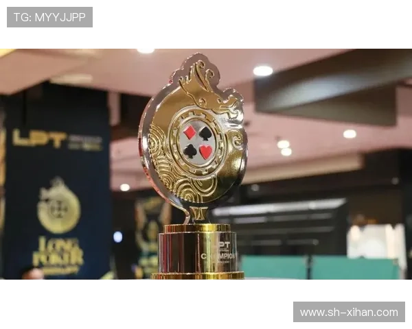 网球赛事激战正酣 世界顶尖选手争夺年度冠军宝座 网球赛事激战正酣 世界顶尖选手争夺年度冠军宝座