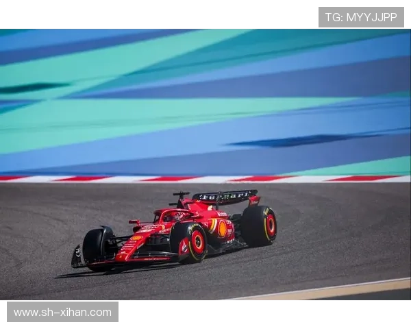 F1赛季精彩纷呈 各车队实力对决引发全球车迷热议